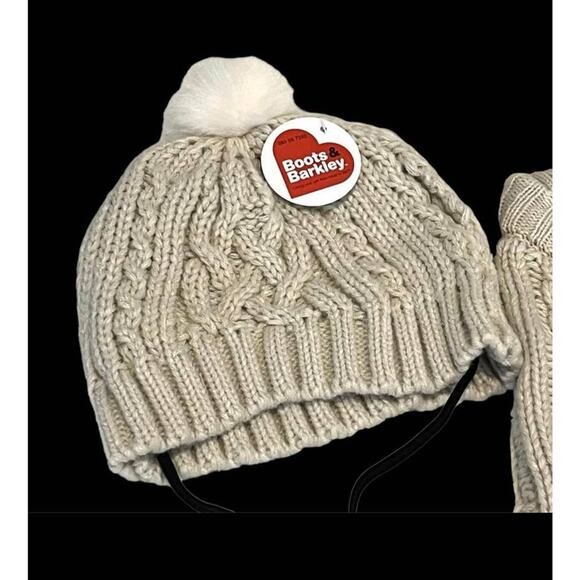 NEW Dog PET SWEATER & HAT OUTFIT SET Medium Cream Knit Boots & Barkley 2pc Set - Picture 6 of 10